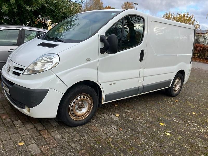 Begagnad 2014 Nissan Primastar Minibuss | 48 000 kr (Superpris) - Bild 1/4