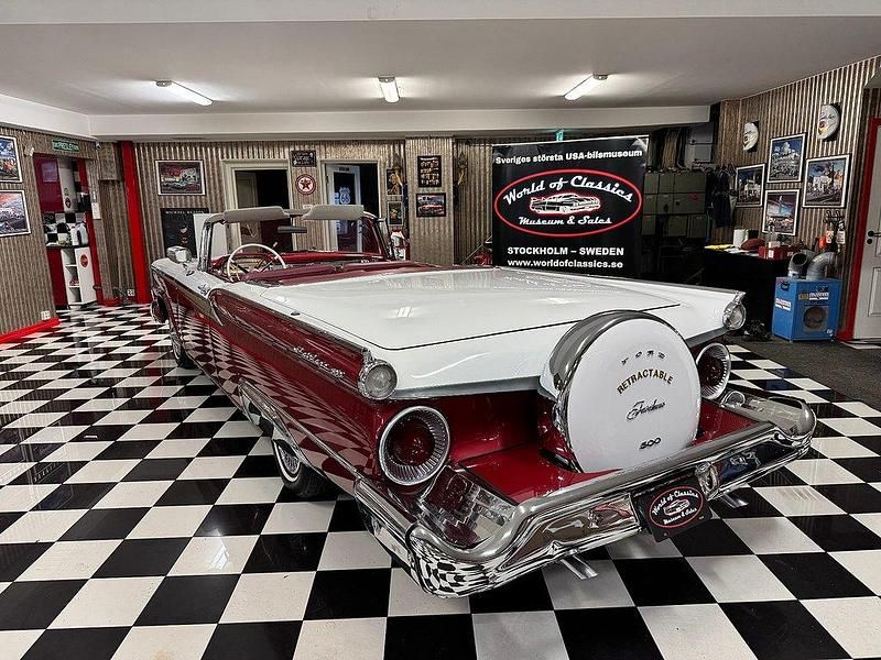 Begagnad 1959 Ford Skyliner Cab | 495 000 kr - Bild 1/4