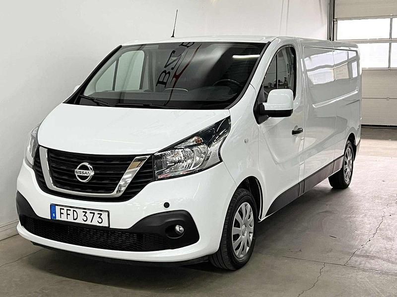 Vit Begagnad 2019 Nissan NV300 Van | 179 900 kr (Superpris) - Bild 1/4