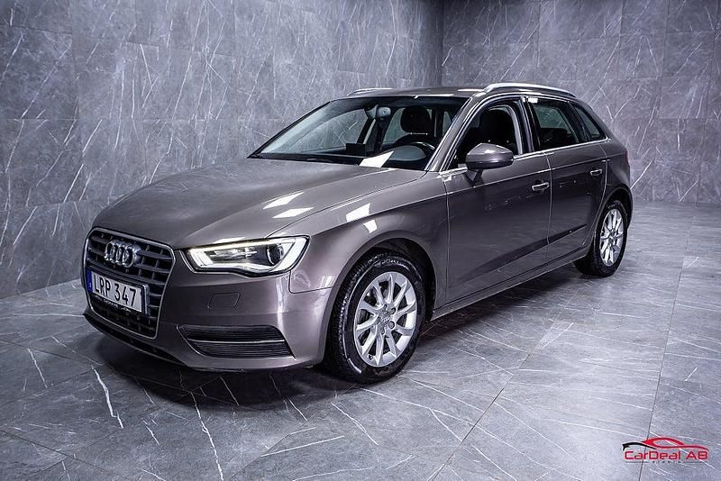 Begagnad Audi A3 Sportback 150 HK (110 kW) 2014 Grå Halvkombi