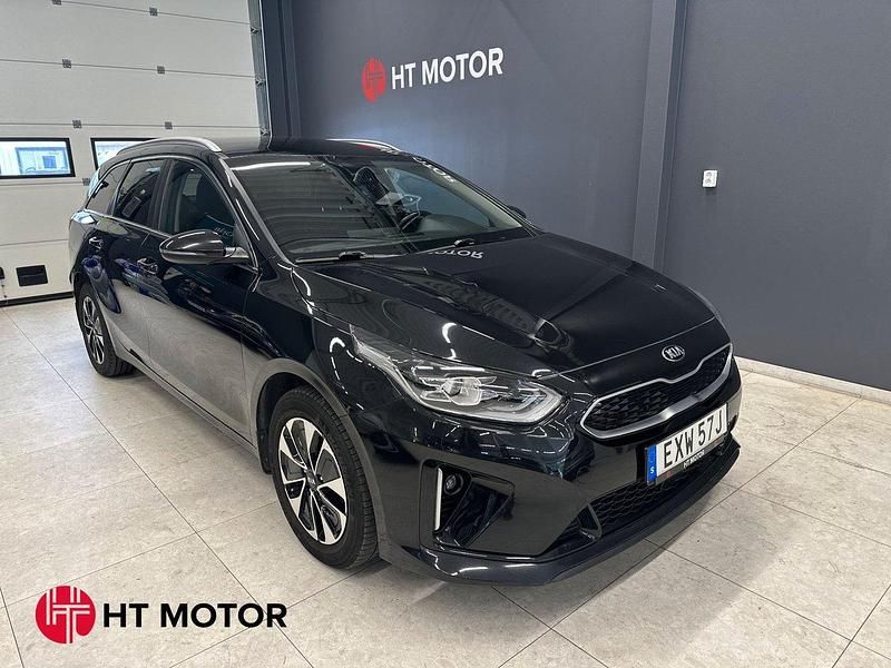 Svart Begagnad 2021 Kia Ceed Sportswagon Advance Kombi | 214 900 kr (Bra pris) - Bild 1/4