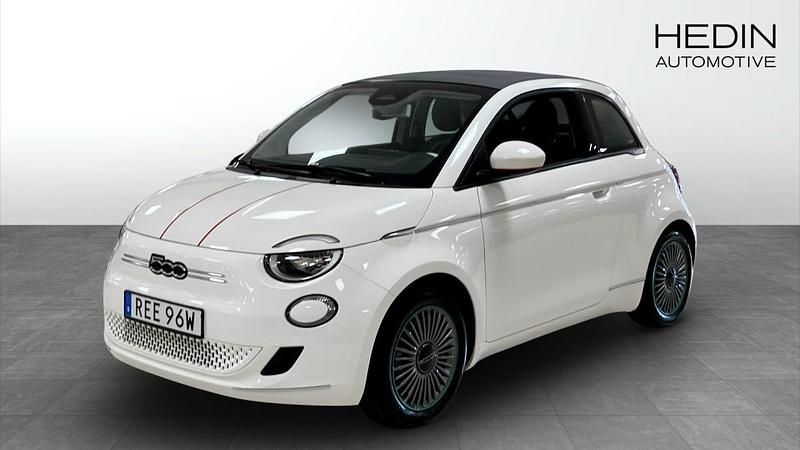 Vit (white) Begagnad 2022 Fiat 500e Icon Cab | 229 900 kr (Marknadspris) - Bild 1/4