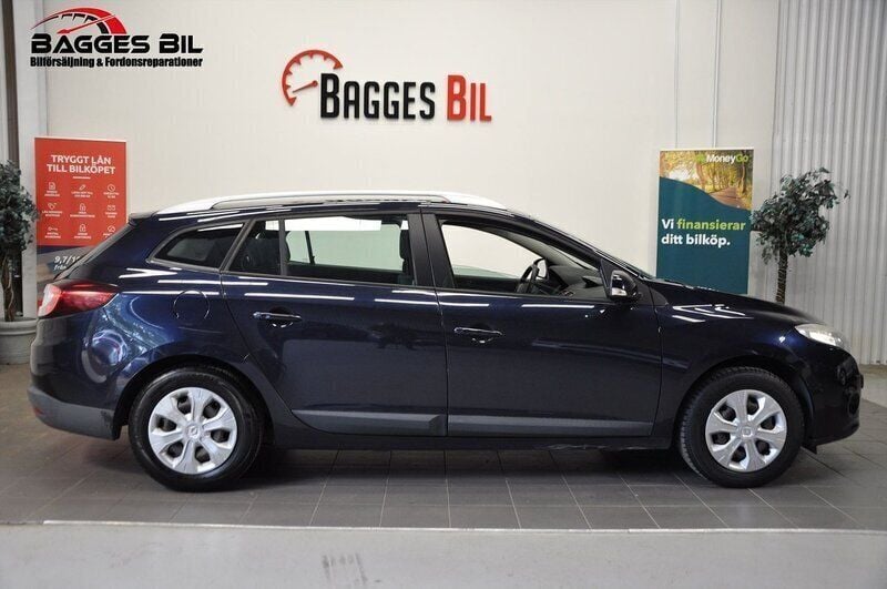 Blå Begagnad 2010 Renault Mégane GrandTour Kombi | 42 900 kr (Marknadspris) - Bild 1/4