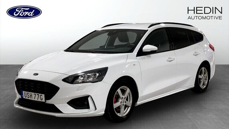 Vit (white) Begagnad 2021 Ford Focus ST-Line Kombi | 169 900 kr (Marknadspris) - Bild 1/4