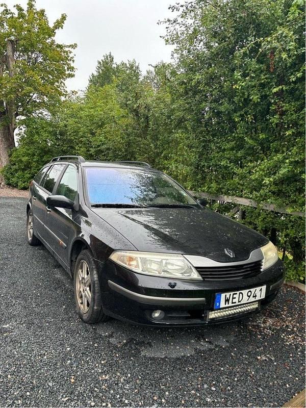 Svart Begagnad 2004 Renault Laguna II Kombi | 11 000 kr - Bild 1/2