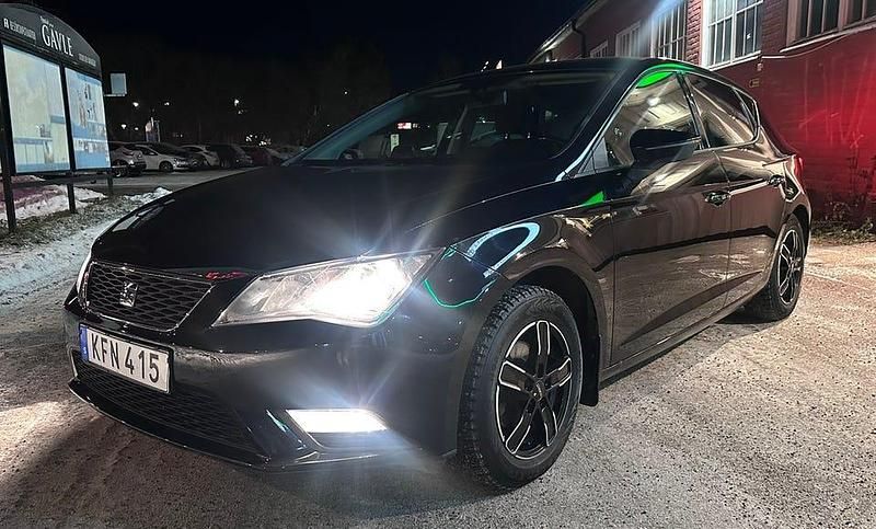 Begagnad 2016 Seat Leon Halvkombi | 78 900 kr (Bra pris) - Bild 1/4