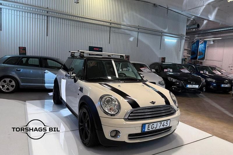 Flerfärgad Begagnad 2008 Mini Cooper Halvkombi | 54 900 kr (Dyr) - Bild 1/3