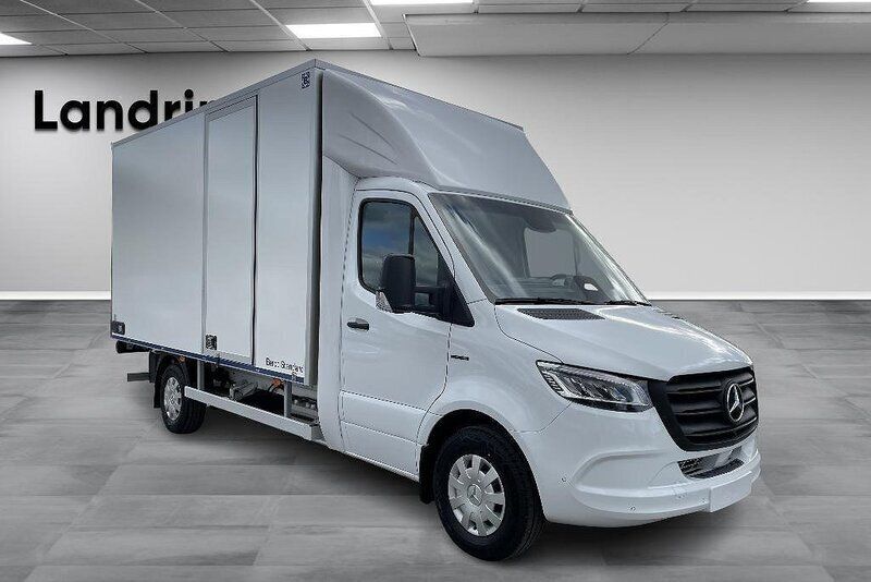 Ny Mercedes E-Sprinter 150 kW (204 HK) 2025 Vit (arktisk vit) Van