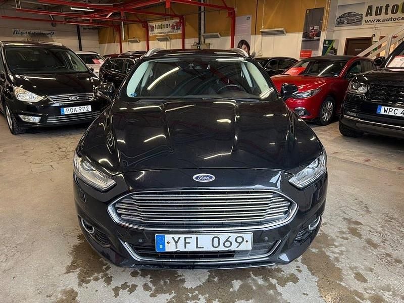 Begagnad Ford Mondeo Business Edition 150 HK (110 kW) 2016 Svart Kombi