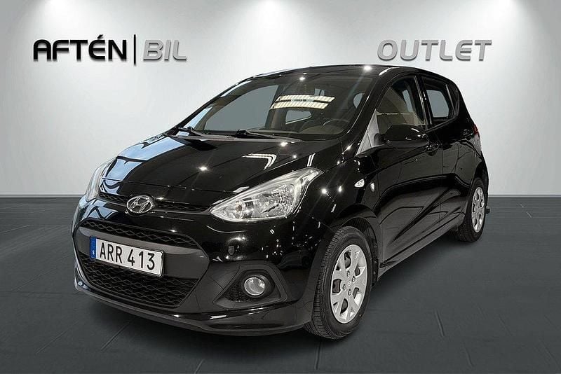 Svart Begagnad 2013 Hyundai i10 Halvkombi | 52 900 kr (Marknadspris) - Bild 1/3