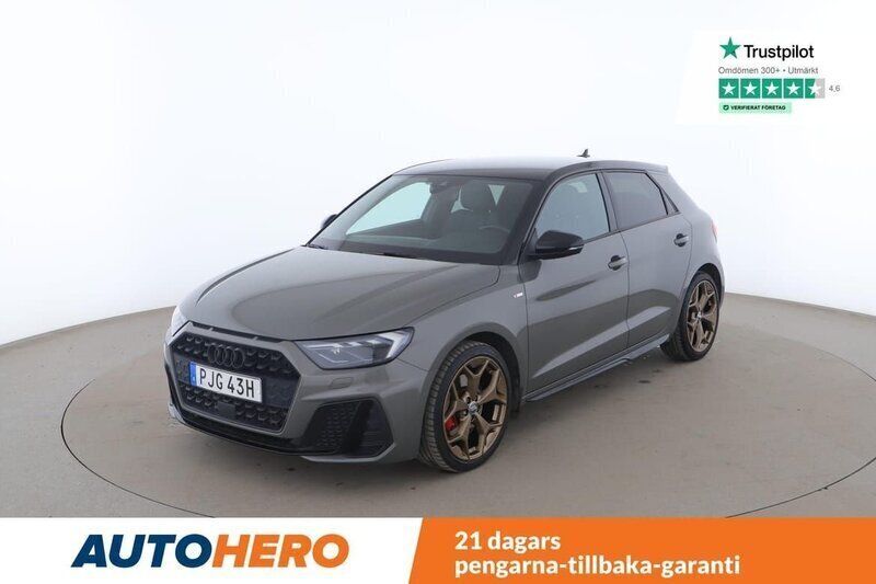 Grå Begagnad 2019 Audi A1 Sportback S-Line Halvkombi | 255 000 kr (Lite dyr) - Bild 1/4