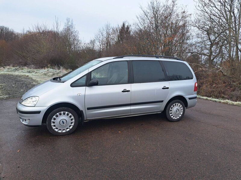 Begagnad 2007 Ford Galaxy Minibuss | 49 000 kr - Bild 1/4