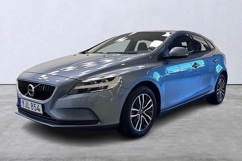 Ljusblå (blå) Begagnad 2016 Volvo V40 Business Edition Kombi | 169 900 kr - Bild 1/4