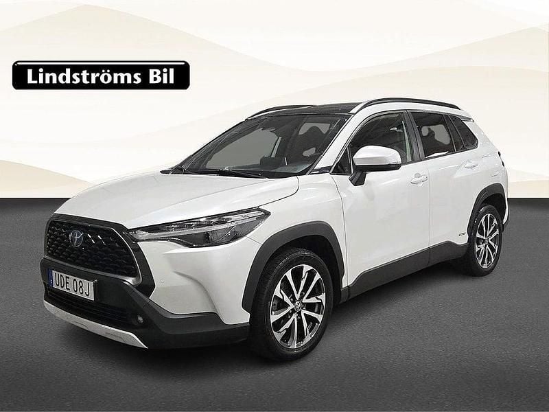 Vit Begagnad 2022 Toyota Corolla Cross Executive SUV | 379 900 kr (Marknadspris) - Bild 1/3