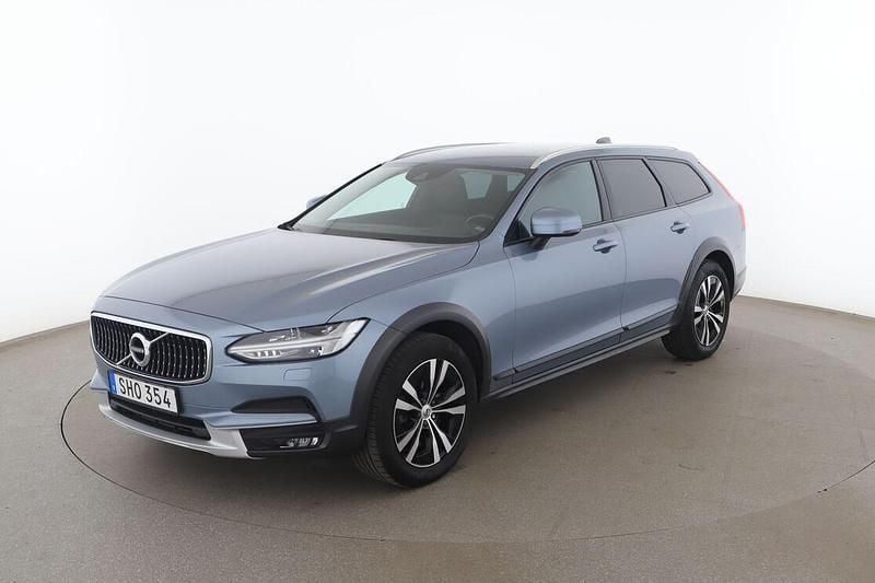 Ljusblå Begagnad 2020 Volvo V90 CC Momentum Kombi | 389 000 kr (Bra pris) - Bild 1/3