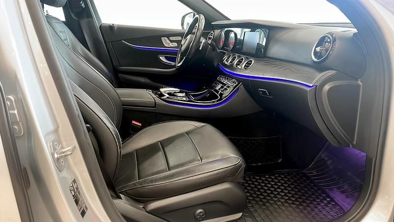 Begagnad Mercedes E220 All-Terrain 2017 Silver Kombi