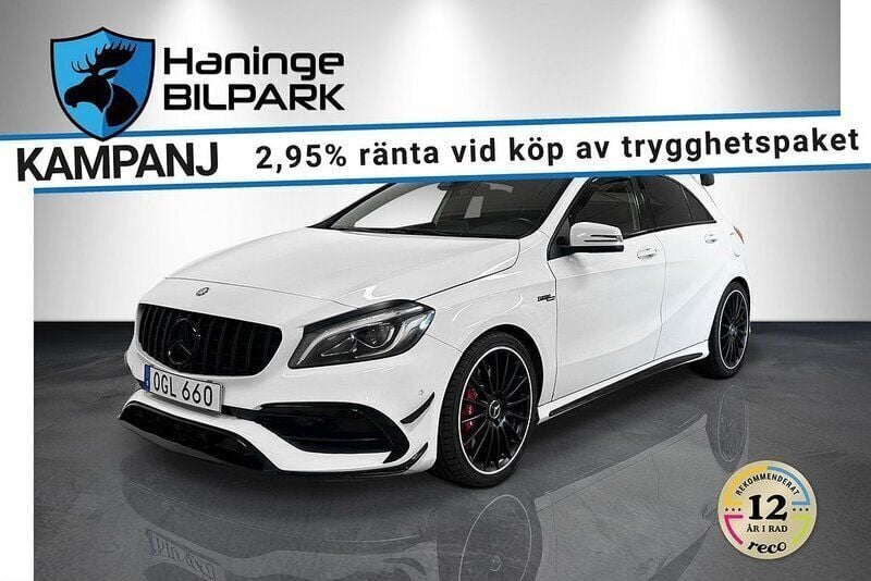 Vit Begagnad 2016 Mercedes A45 AMG AMG Halvkombi | 279 900 kr (Marknadspris) - Bild 1/2