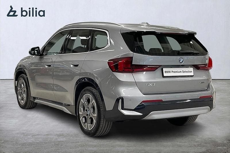 Begagnad BMW iX1 xLine 230 kW (313 HK) 2022 Silver SUV