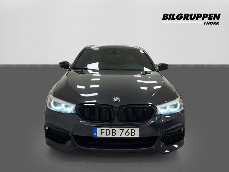 Begagnad BMW 520 M Sport 190 HK (139 kW) 2019 Grå Sedan