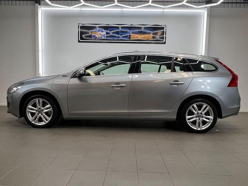 Begagnad Volvo V60 283 HK (208 kW) 2013 Silver Kombi