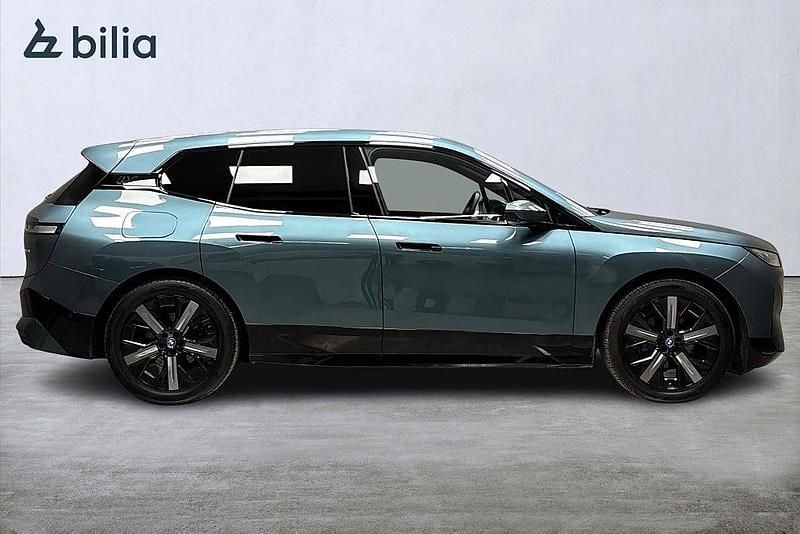 Begagnad BMW iX Comfort Edition 239 kW (326 HK) 2022 Blå SUV