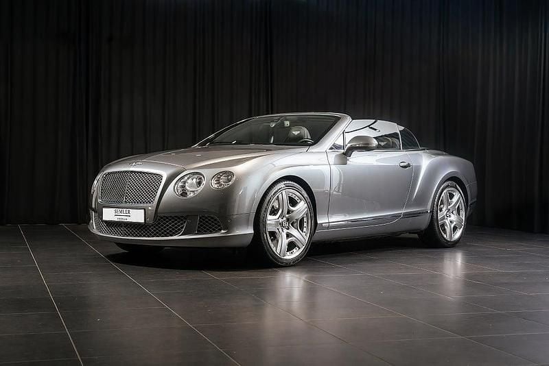 Begagnad Bentley Continental GT Convertible 575 HK (422 kW) 2012 Grå Cab