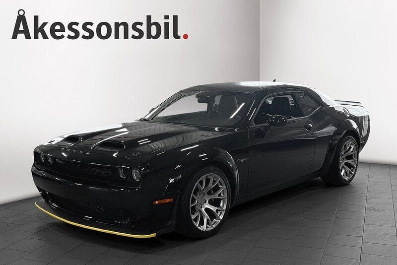 Svart Begagnad 2023 Dodge Challenger Sportkupé | 1 995 000 kr - Bild 1/4