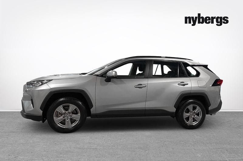 Begagnad Toyota RAV4 Hybrid Active 224 HK (164 kW) 2022 Silver SUV
