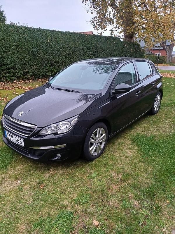 Begagnad 2014 Peugeot 308 Halvkombi | 85 000 kr (Marknadspris) - Bild 1/4