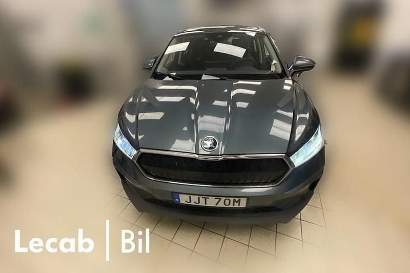 Grå Begagnad 2021 Skoda Enyaq iV SUV | 259 500 kr (Marknadspris) - Bild 1/1