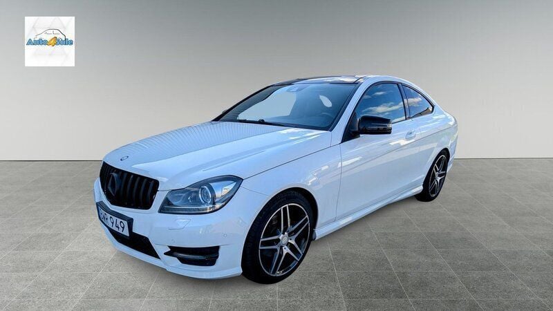 Vit Begagnad 2013 Mercedes C220 AMG Sportkupé | 119 900 kr (Bra pris) - Bild 1/4
