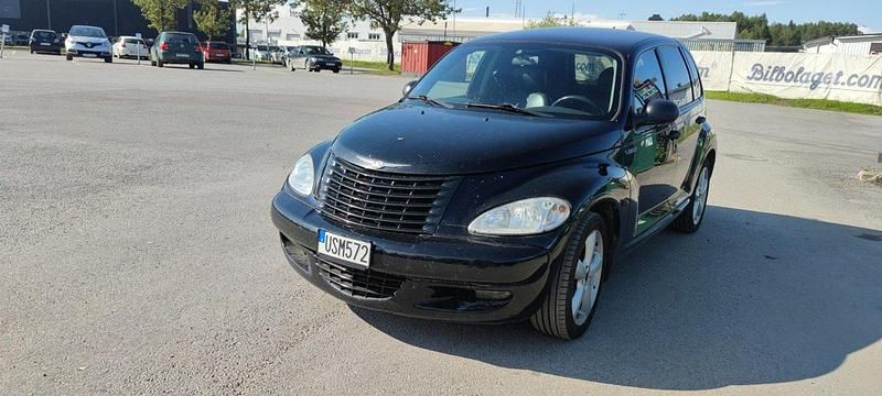 Svart Begagnad 2004 Chrysler PT Cruiser Halvkombi | 18 500 kr (Marknadspris) - Bild 1/4