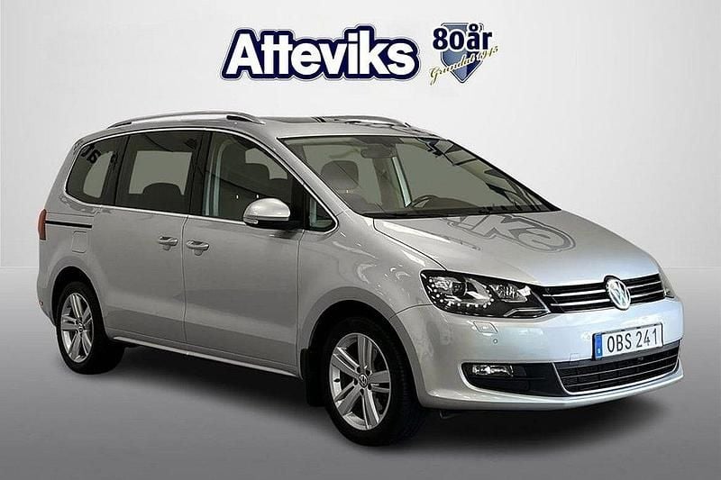 Silver Begagnad 2016 VW Sharan Comfortline Minibuss | 164 900 kr (Marknadspris) - Bild 1/4