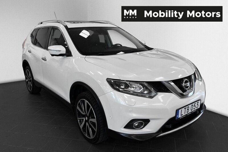 Vit Begagnad 2014 Nissan X-Trail 360º SUV | 139 900 kr (Marknadspris) - Bild 1/4