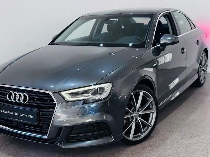 Begagnad Audi A3 150 HK (110 kW) 2017 Grå Sedan