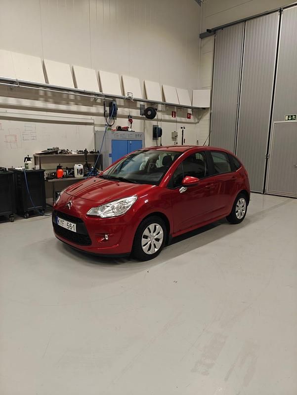 Begagnad 2010 Citroën C3 Halvkombi | 39 998 kr (Marknadspris) - Bild 1/4