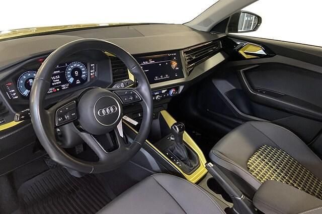 Begagnad Audi A1 Sportback Proline 112 HK (82 kW) 2022 Pythongul metallic Halvkombi