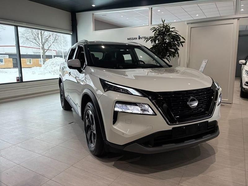 Ny Nissan X-Trail N-Connecta 204 HK (150 kW) 2025 Vit SUV