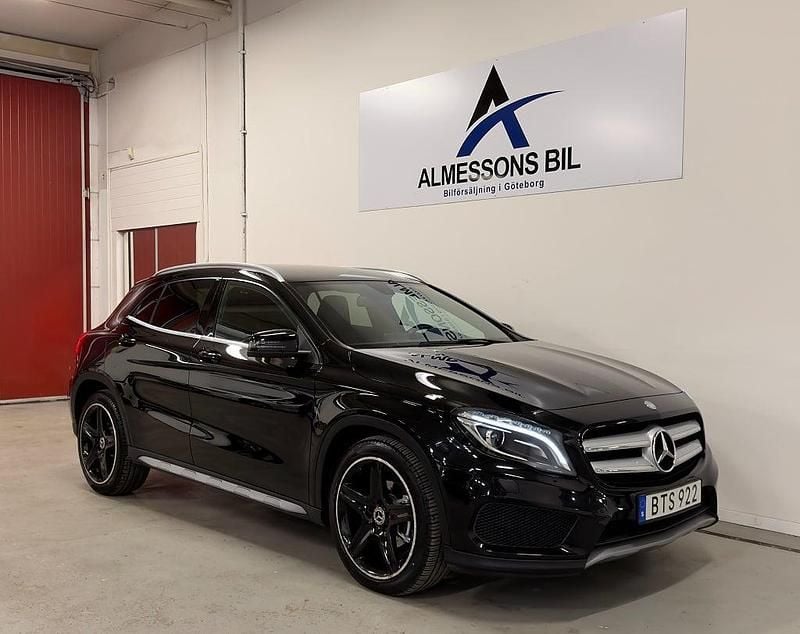 Begagnad Mercedes GLA200 AMG 136 HK (100 kW) 2014 Svart SUV