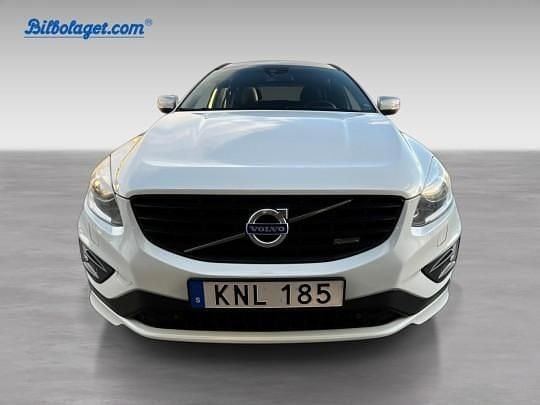 Begagnad Volvo XC60 Business Edition 218 HK (160 kW) 2015 Vit SUV