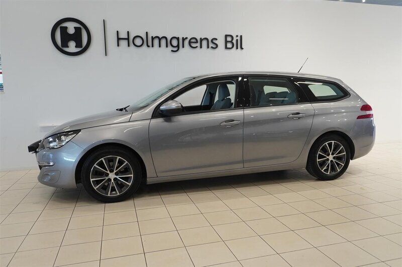 Begagnad Peugeot 308 Active 131 HK (96 kW) 2015 Okänd Kombi