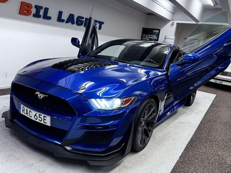 Blå Begagnad 2015 Ford Mustang Sportkupé | 319 900 kr - Bild 1/4