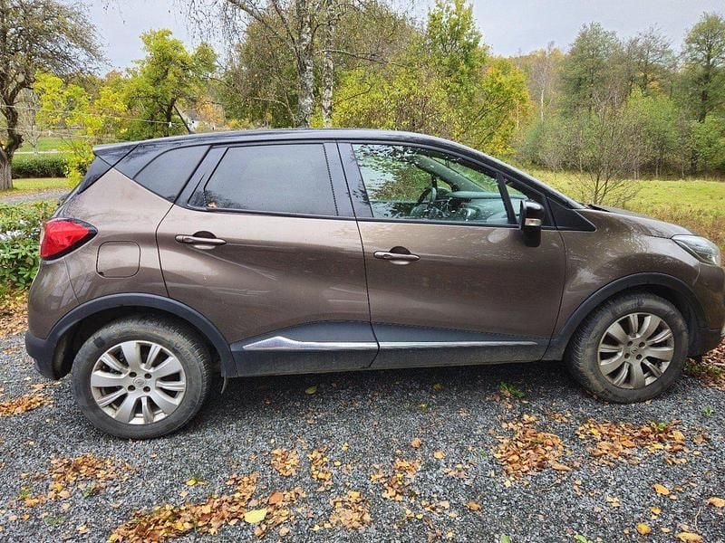 Begagnad 2015 Renault Captur SUV | 55 000 kr (Superpris) - Bild 1/4