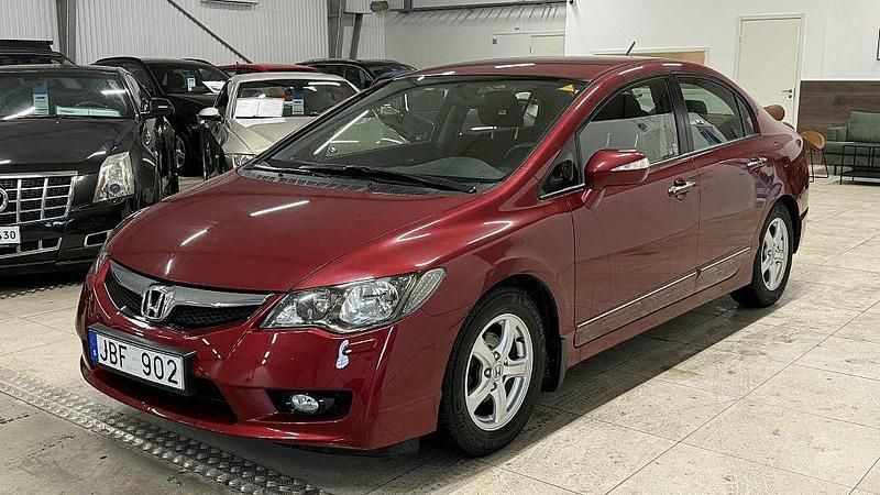 Begagnad Honda Civic Hybrid 116 HK (85 kW) 2009 Mörkröd Sedan