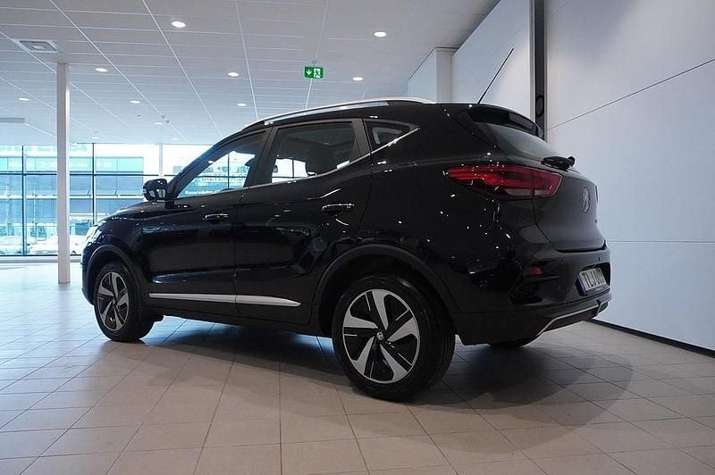 Begagnad MG ZS Luxury 114 kW (156 HK) 2022 Svart SUV