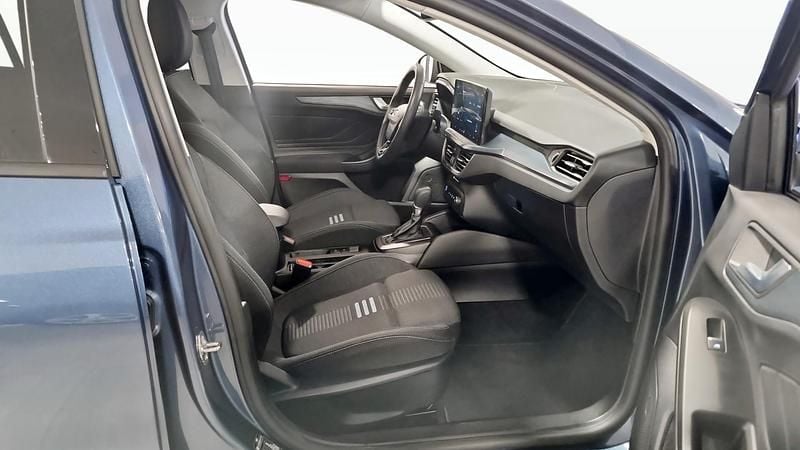 Begagnad Ford Focus Active 155 HK (114 kW) 2024 Blå Kombi