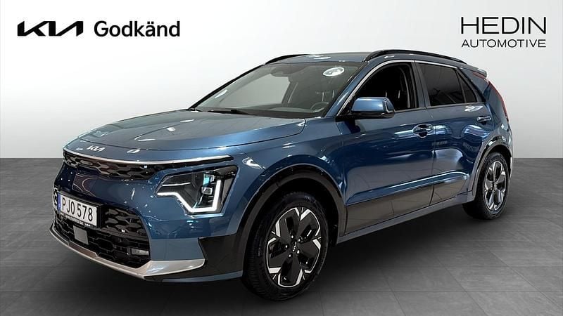 Blå (blue) Begagnad 2022 Kia e-Niro SUV | 319 900 kr (Lite dyr) - Bild 1/4