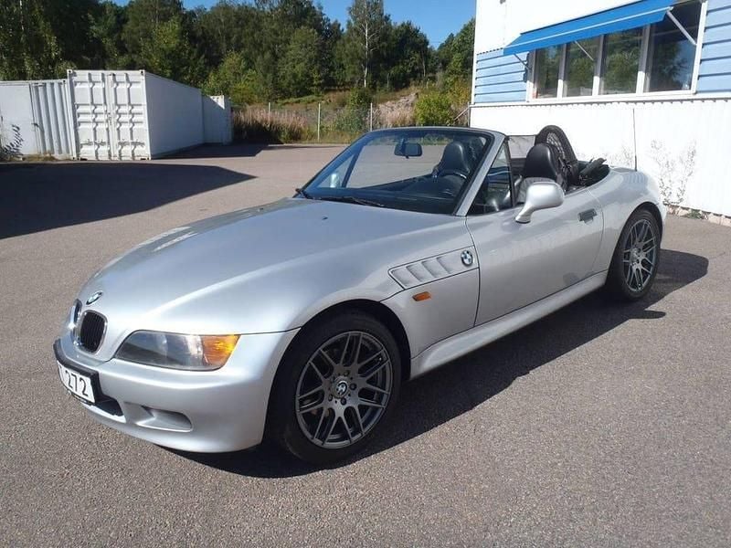 Begagnad BMW Z3 116 HK (85 kW) 1998 Ljusgrå Cab