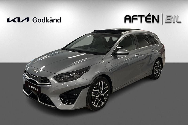 Grå Begagnad 2022 Kia Ceed 2 Kombi | 268 800 kr (Marknadspris) - Bild 1/4