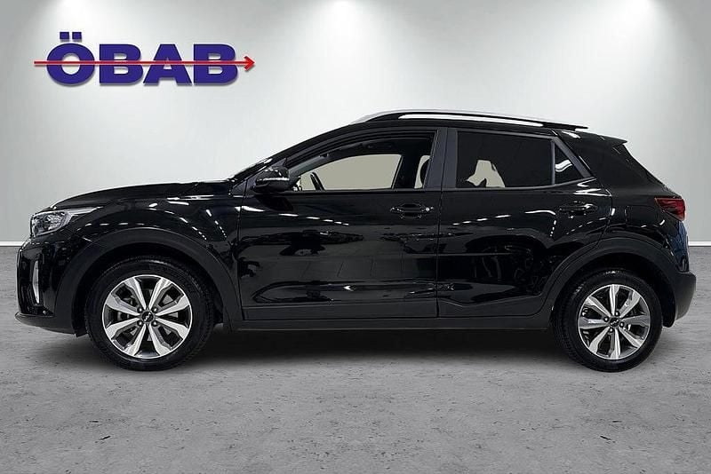 Begagnad Kia Stonic Advance 120 HK (88 kW) 2022 Svart SUV